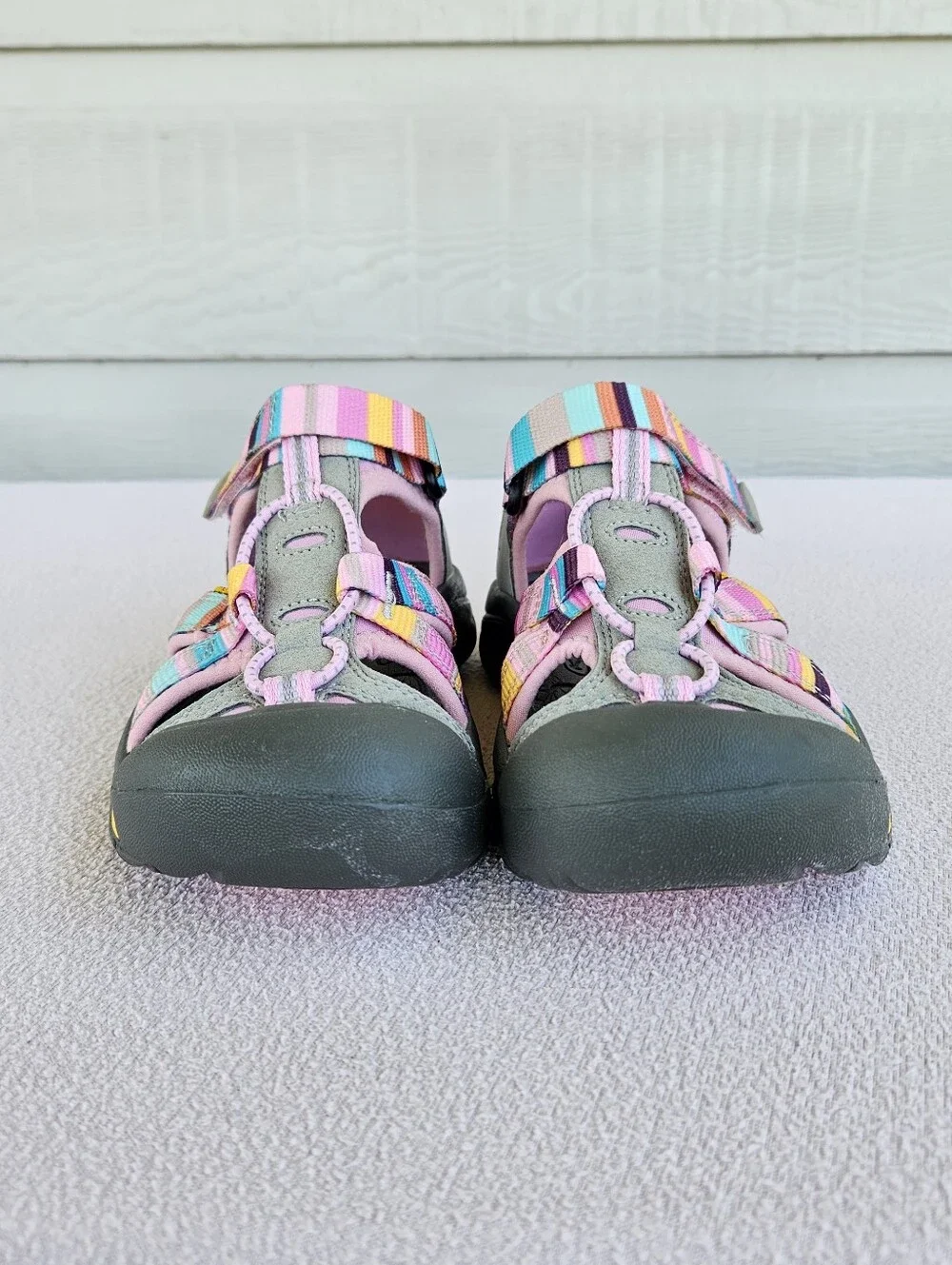 Keen Venice H2 Youth Kids SZ 13 Pink Stripe Pastel Rainbow Sandals Water Shoe